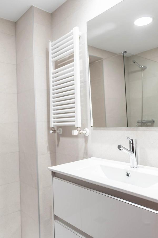 Funcional Y Renovado Apartamento En Iturrama Pamplona Dış mekan fotoğraf